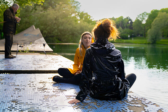 Fotostrecke Regenmode bei Sonnenschein